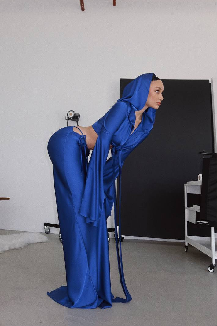 Sirena Set in Sapphire Blue