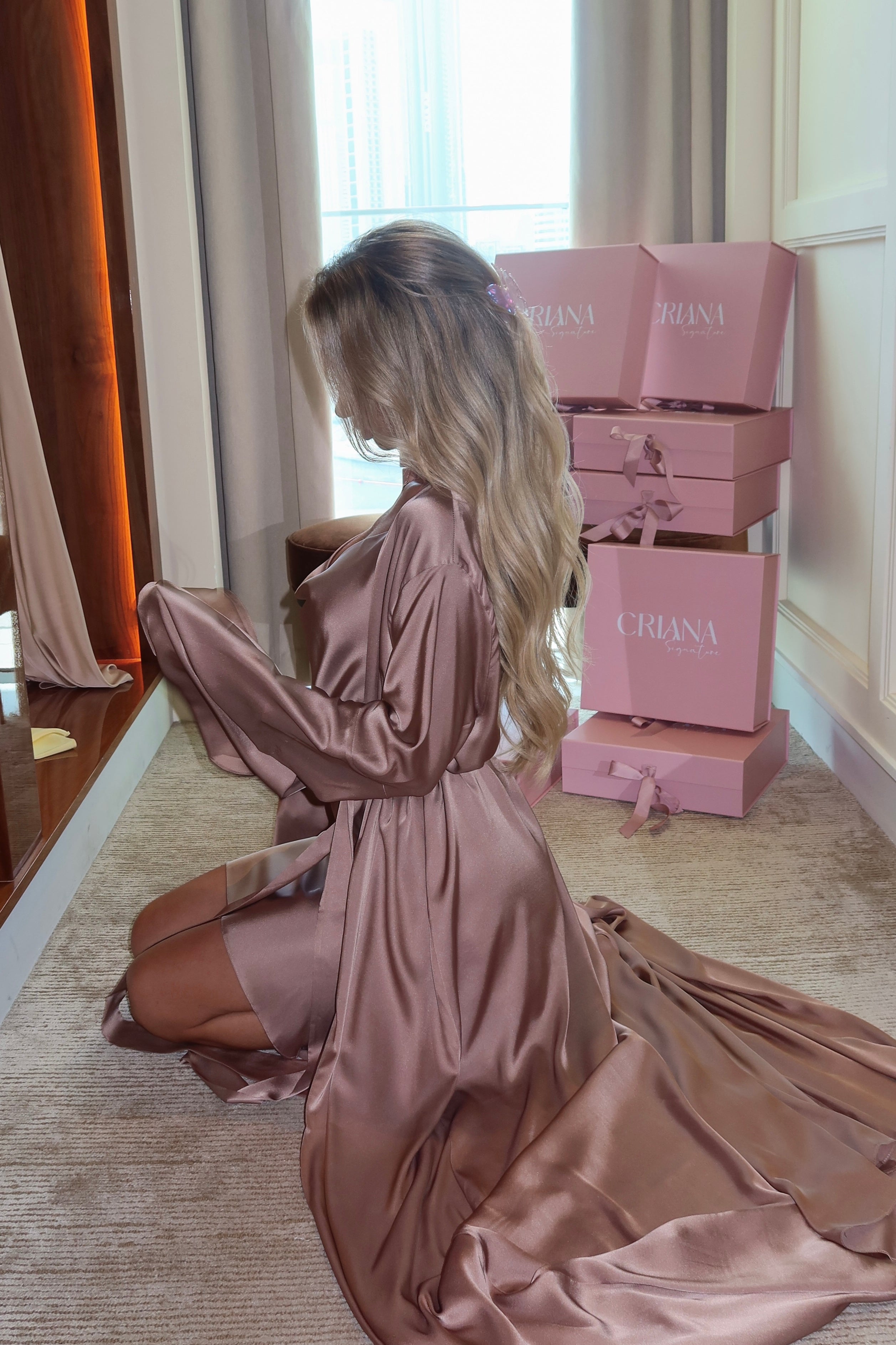 Yasmina Set in Hazelnut